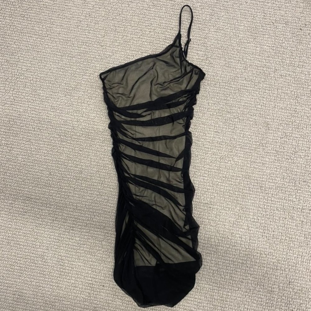Lucy in the Sky Black Asymmetrical Dress - Size 0